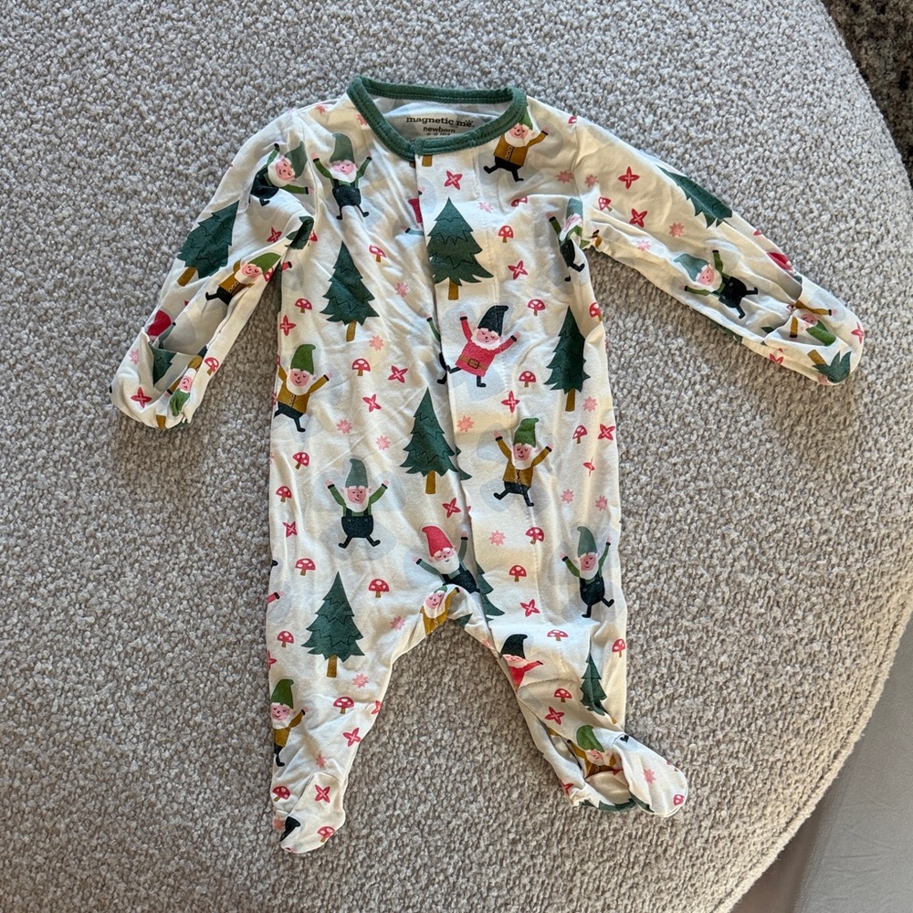 Magnetic Me Cream Holiday Elf Footed Pajamas with Green Trim